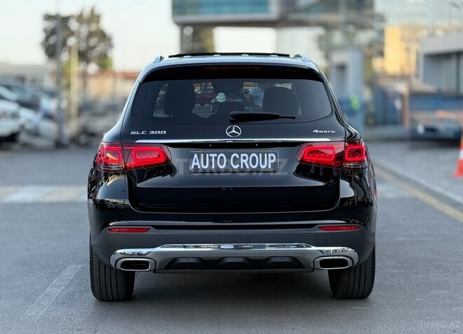 Mercedes GLC 300 4MATIC 2019, 53,000 km - 2.0 l - Bakı