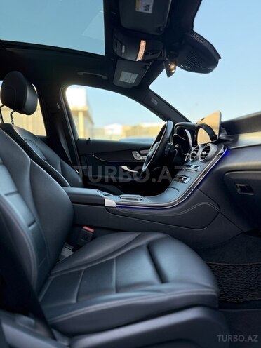 Mercedes GLC 300 4MATIC 2019, 53,000 km - 2.0 l - Bakı