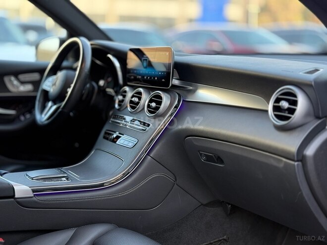 Mercedes GLC 300 4MATIC 2019, 53,000 km - 2.0 l - Bakı