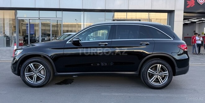 Mercedes GLC 300 4MATIC 2019, 53,000 km - 2.0 l - Bakı