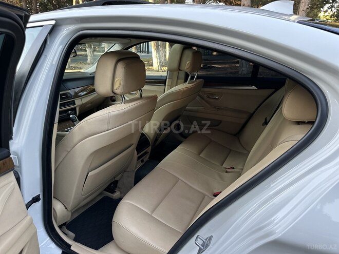 BMW 528 2013, 270,000 km - 2.0 л - Sumqayıt