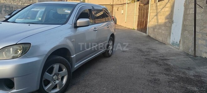 Mitsubishi Airtrek 2003, 410,000 km - 2.4 l - Bakı