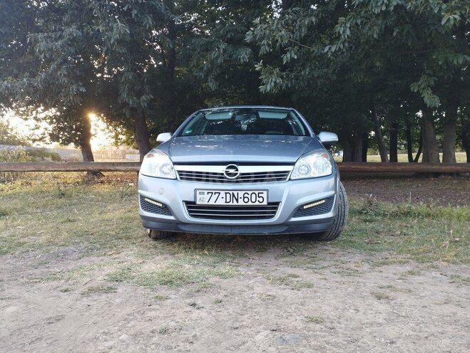 Opel Astra 2008, 220,000 km - 1.4 l - Masallı