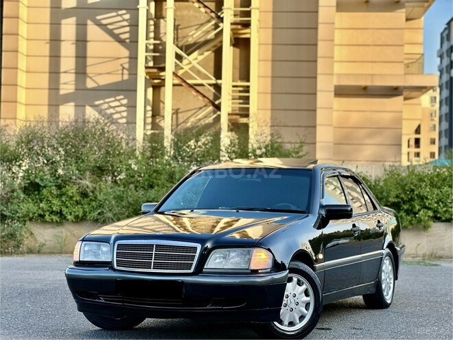 Mercedes C 200 1999, 305,890 km - 2.2 л - Bakı