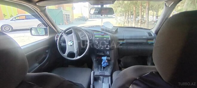 BMW 320 1994, 500,401 km - 2.0 л - Şirvan