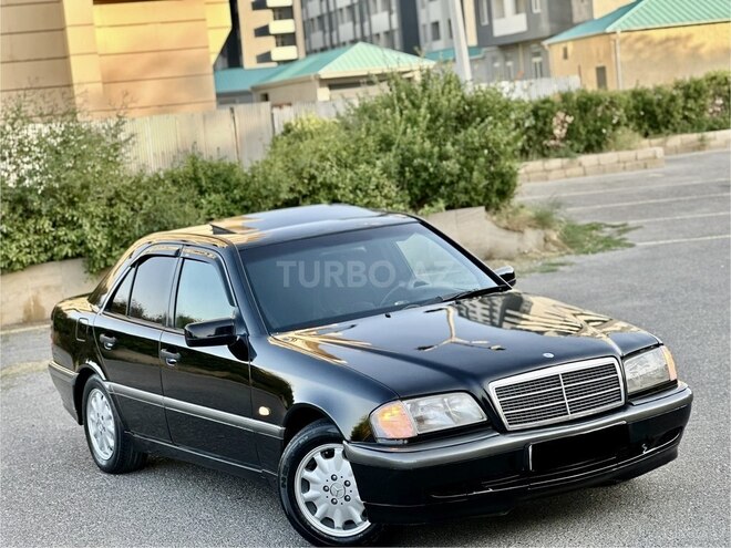 Mercedes C 200 1999, 305,890 km - 2.2 л - Bakı