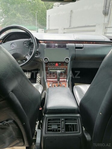 Mercedes E 280 2001, 402,525 km - 2.8 l - Bərdə