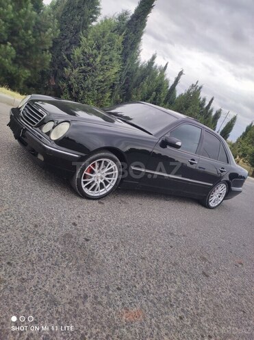 Mercedes E 280 2001, 402,525 km - 2.8 l - Bərdə