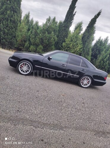 Mercedes E 280 2001, 402,525 km - 2.8 l - Bərdə