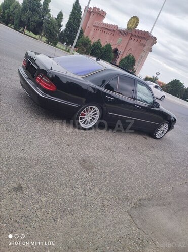 Mercedes E 280 2001, 402,525 km - 2.8 l - Bərdə