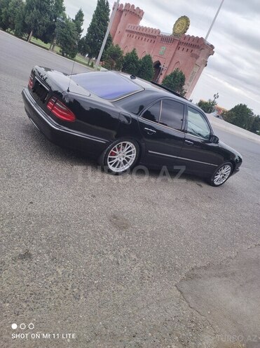 Mercedes E 280 2001, 402,525 km - 2.8 l - Bərdə