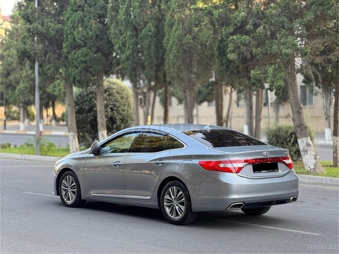 Hyundai Grandeur 2015, 330,000 km - 2.2 l - Sumqayıt