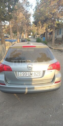 Opel Astra 2011, 284,227 km - 1.3 l - Mingəçevir