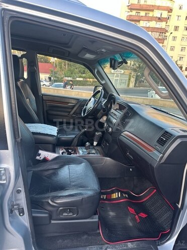 Mitsubishi Pajero 2008, 292,000 km - 3.0 l - Bakı
