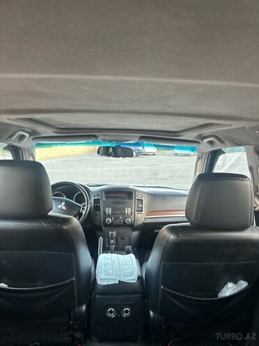Mitsubishi Pajero 2008, 292,000 km - 3.0 l - Bakı