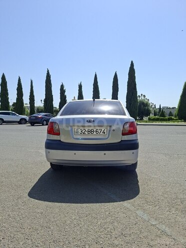 Kia Rio 2008, 262,000 km - 1.4 l - Gəncə