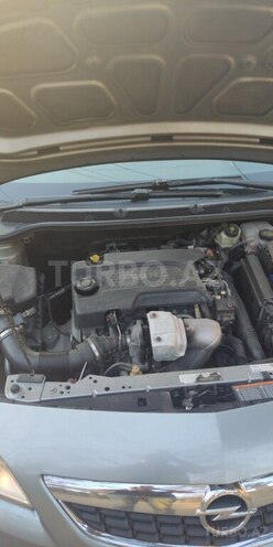 Opel Astra 2011, 284,227 km - 1.3 l - Mingəçevir