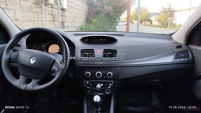 Renault Megane 2009, 490,000 km - 1.5 l - Biləsuvar