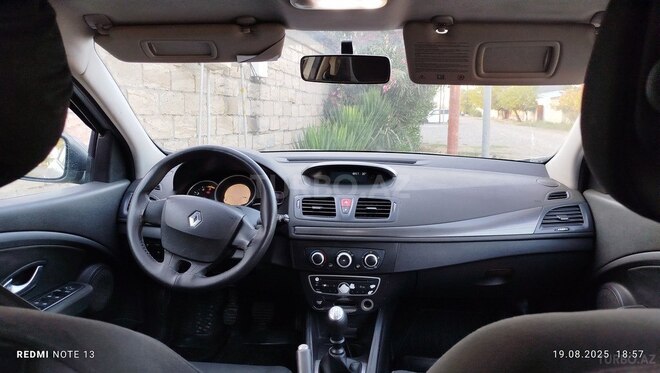 Renault Megane 2009, 490,000 km - 1.5 l - Biləsuvar