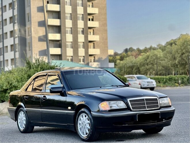 Mercedes C 200 1999, 305,800 km - 2.0 л - Bakı