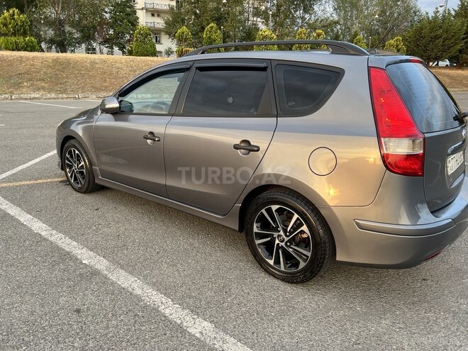 Hyundai i30 2011, 280,000 km - 1.6 л - Qəbələ
