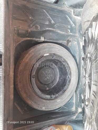 Mercedes 190 1989, 260,000 km - 2.0 л - Sabirabad