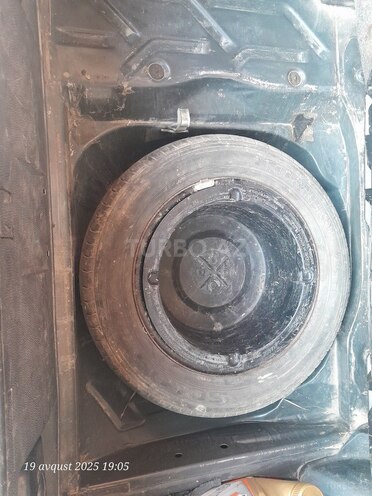 Mercedes 190 1989, 260,000 km - 2.0 л - Sabirabad