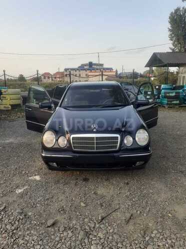 Mercedes E 220 1997, 348,525 km - 2.2 l - Lənkəran