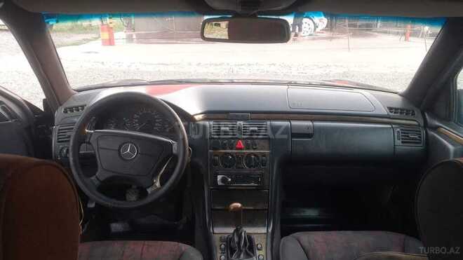 Mercedes E 220 1997, 348,525 km - 2.2 l - Lənkəran
