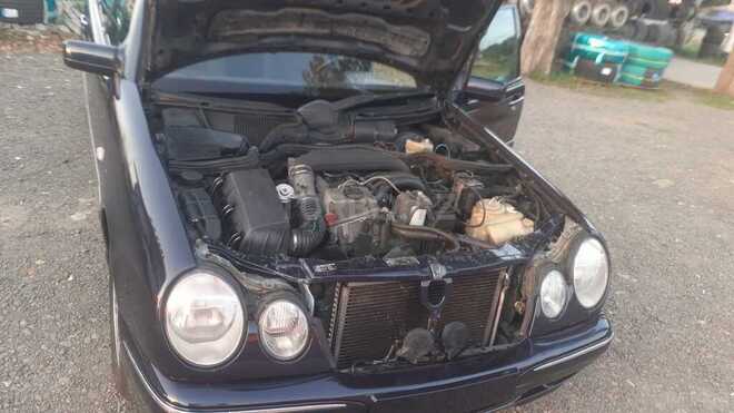 Mercedes E 220 1997, 348,525 km - 2.2 l - Lənkəran