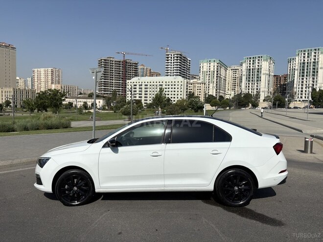Skoda Rapid 2021, 68,000 km - 1.6 l - Bakı