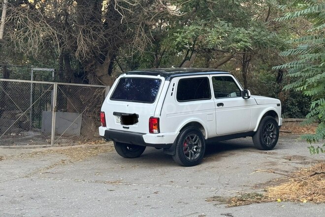 LADA (VAZ) Niva 2010, 215,555 km - 1.7 л - Bakı