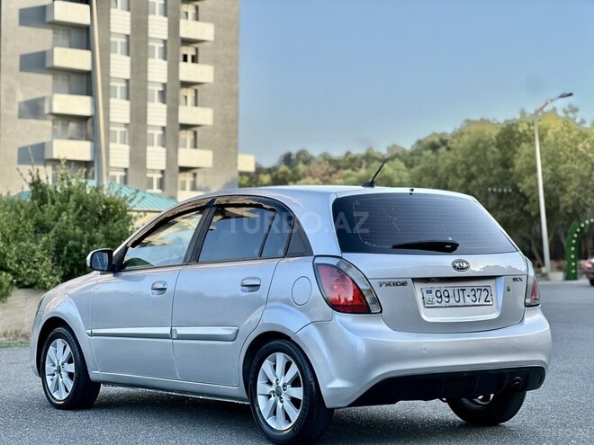 Kia Rio 2011, 258,600 km - 1.5 l - Bakı