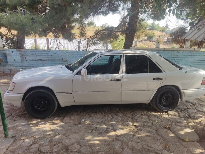 Mercedes E 200 1995, 530,770 km - 2.0 l - Ağsu
