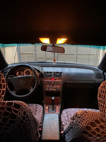 Mercedes C 180 1997, 275,602 km - 1.8 l - Gəncə