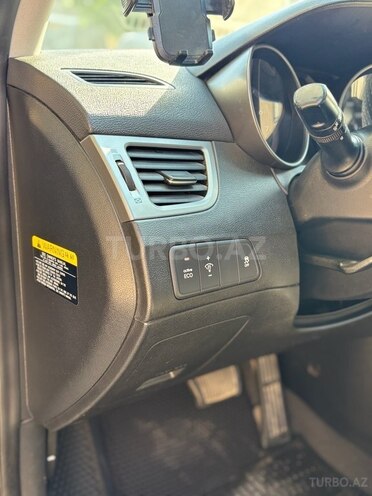 Hyundai Elantra 2015, 167,180 km - 1.8 л - Bakı