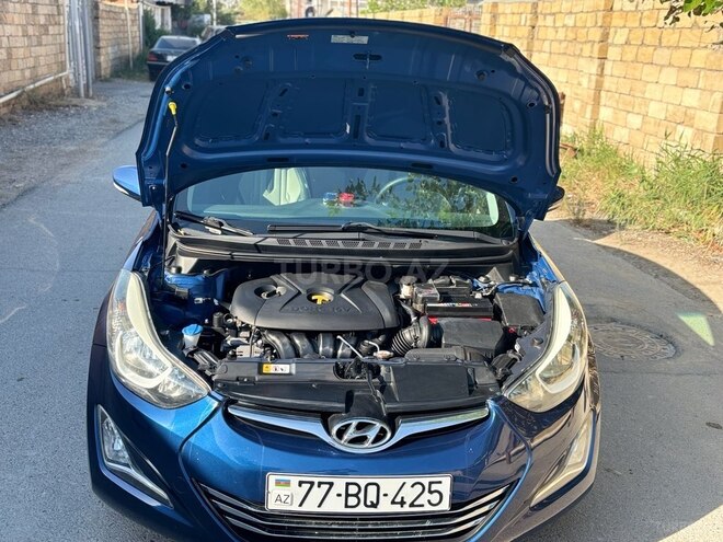 Hyundai Elantra 2015, 167,180 km - 1.8 л - Bakı