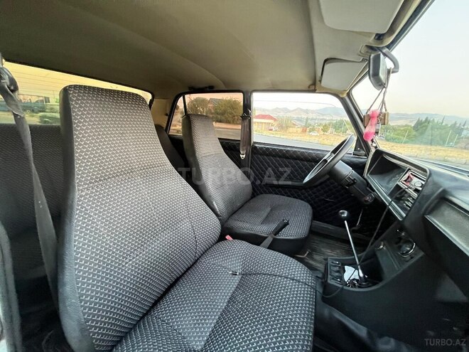 LADA (VAZ) 2107 2002, 31,000 km - 1.6 l - Tovuz