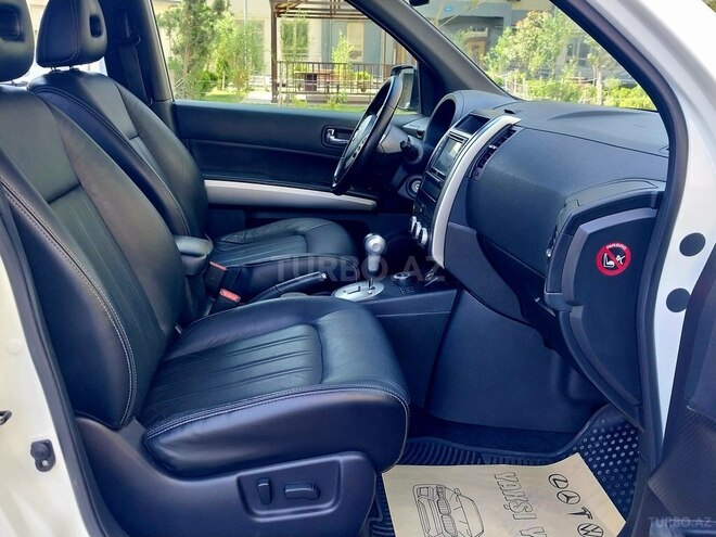 Nissan X-Trail 2012, 127,000 km - 2.5 l - Bakı