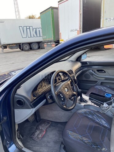 BMW 523 1998, 332,250 km - 2.5 l - Bakı