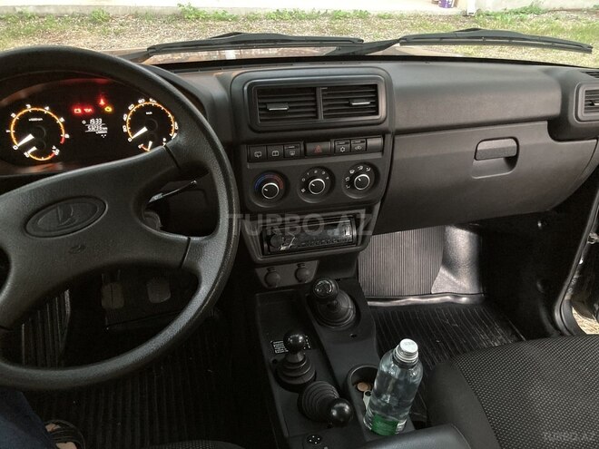 LADA (VAZ) Niva 2020, 53,326 km - 1.6 l - Quba