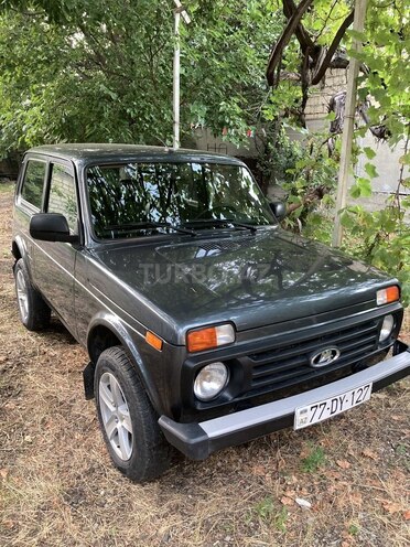 LADA (VAZ) Niva 2020, 53,326 km - 1.6 l - Quba