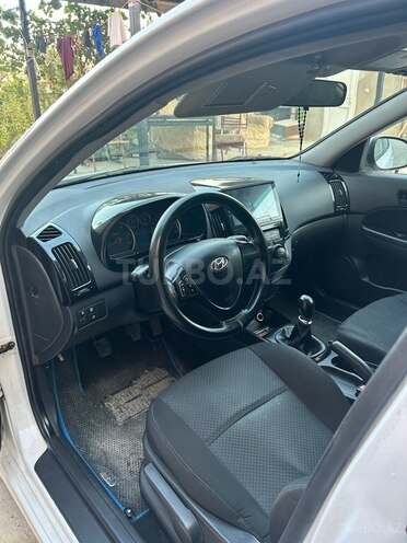 Hyundai i30 2010, 282,864 km - 1.6 l - Sumqayıt