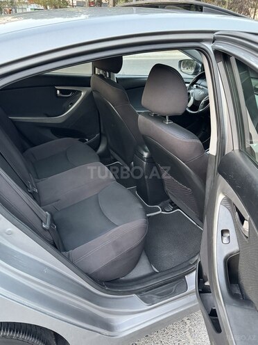 Hyundai Elantra 2011, 218,200 km - 1.8 л - Sumqayıt