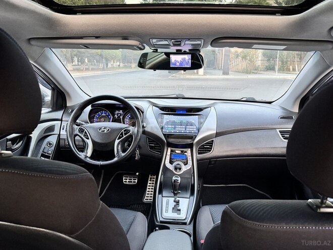 Hyundai Elantra 2011, 218,200 km - 1.8 л - Sumqayıt