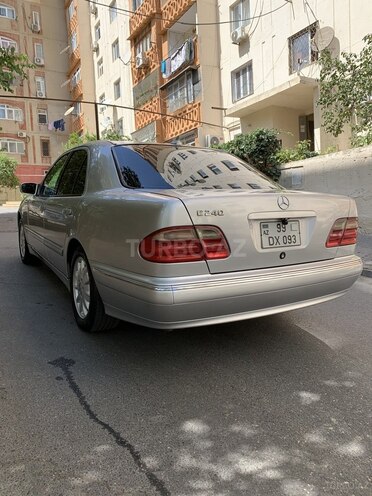 Mercedes E 240 2001, 309,000 km - 2.4 л - Bakı