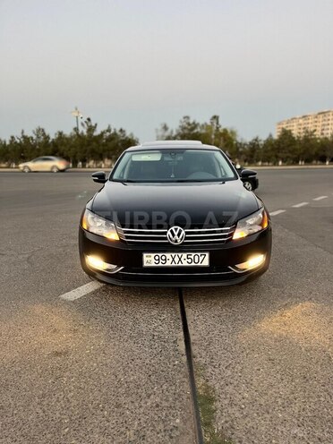 Volkswagen Passat 2013, 256,000 km - 2.5 l - Bakı