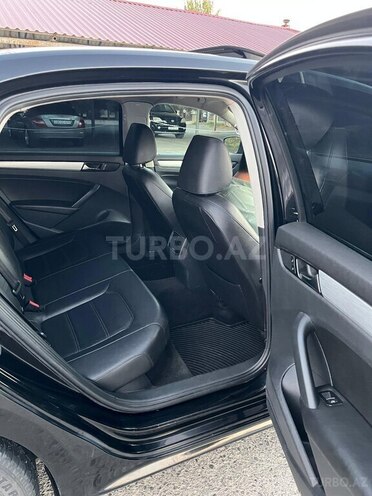 Volkswagen Passat 2013, 256,000 km - 2.5 l - Bakı