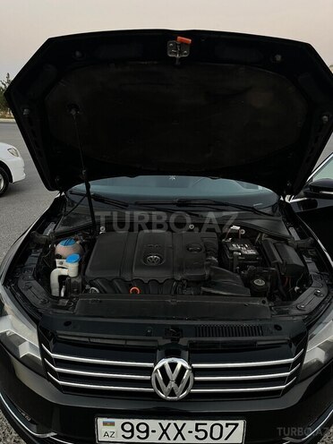 Volkswagen Passat 2013, 256,000 km - 2.5 l - Bakı