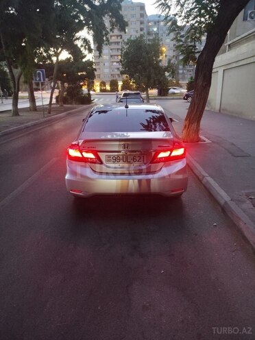Honda Civic 2013, 265,000 km - 1.5 л - Bakı